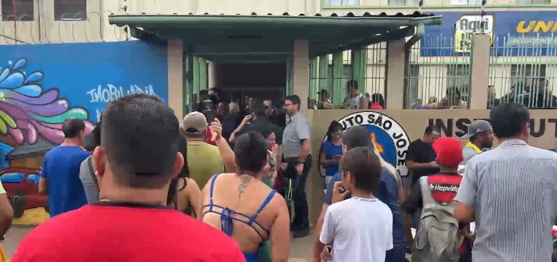 Adolescente de 13 anos mata duas supervisoras e fere um aluno em escola de Rio Branco; suspeito é apreendido pela polícia