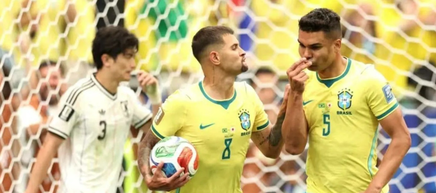 Brasil reage no segundo tempo, vence o Japão de virada e garante vaga nas oitavas da Copa do Mundo