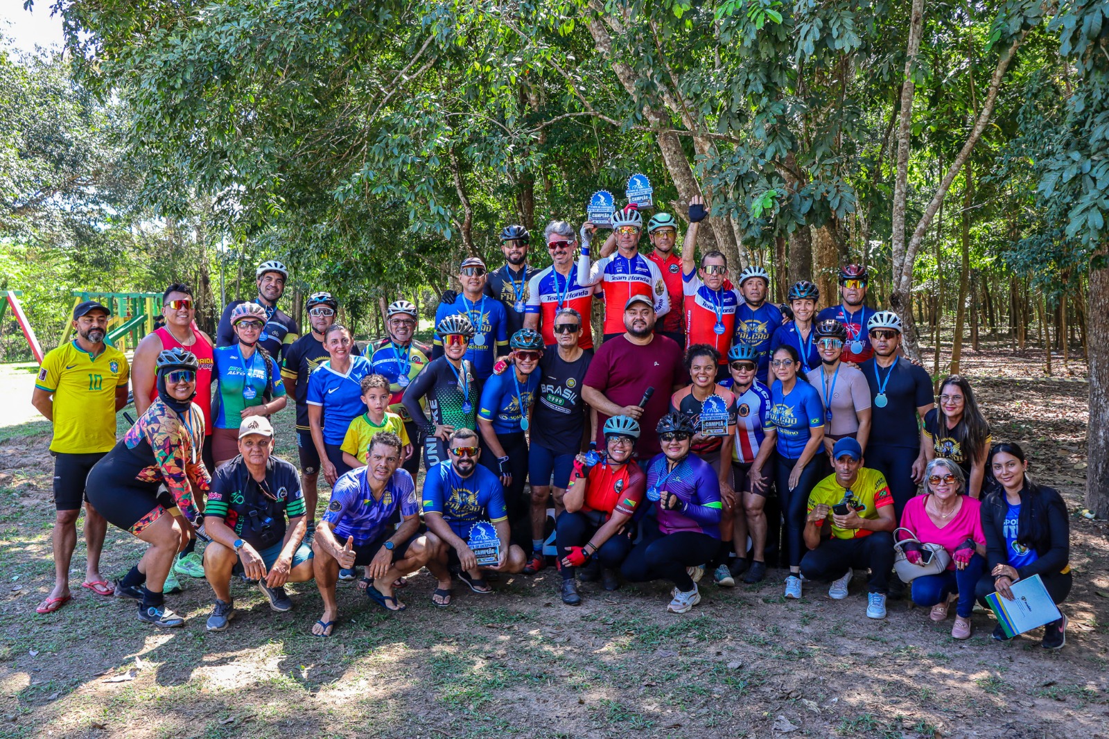 Corrida de Mountain Bike abre programação dos 116 anos de Brasiléia com participação de atletas e incentivo ao esporte