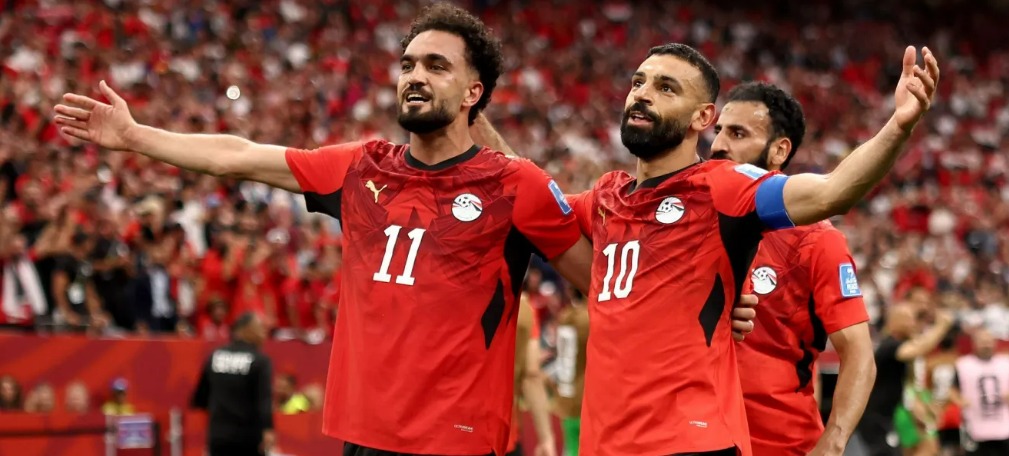 Egito faz história, vence a Nova Zelândia de virada e fica muito perto das oitavas da Copa do Mundo