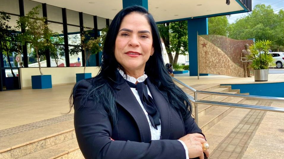 Deputada Maria Antônia destina R$ 100 mil para construção de quadra de areia em escola de Rodrigues Alves