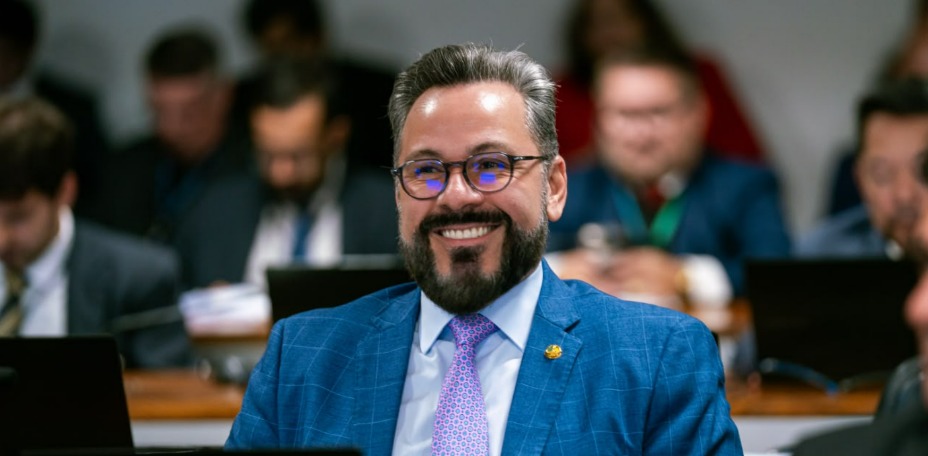 PEC de Alan Rick busca proteger clubes esportivos e assegurar segurança jurídica no novo sistema tributário