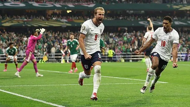 Após eliminação na Copa, presidenta do México exalta seleção e destaca legado do país como sede do Mundial