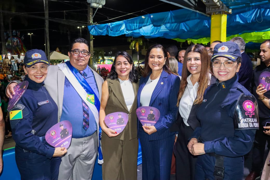 Prefeitura de Brasiléia realiza desfile cívico e militar em comemoração aos 116 anos do município